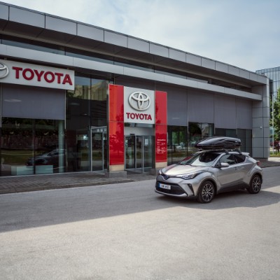 Używane hybrydy Toyoty z gwarancją i Certyfikatem Kontroli Jakości w programie Toyota Pewne Auto
